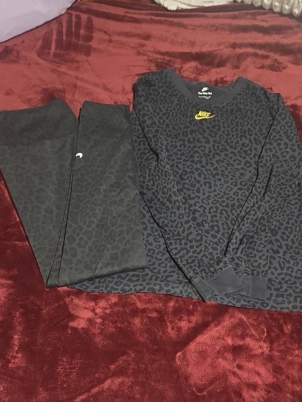 Nike Womans Black Leopard-Print Workout Set with Yellow Logo